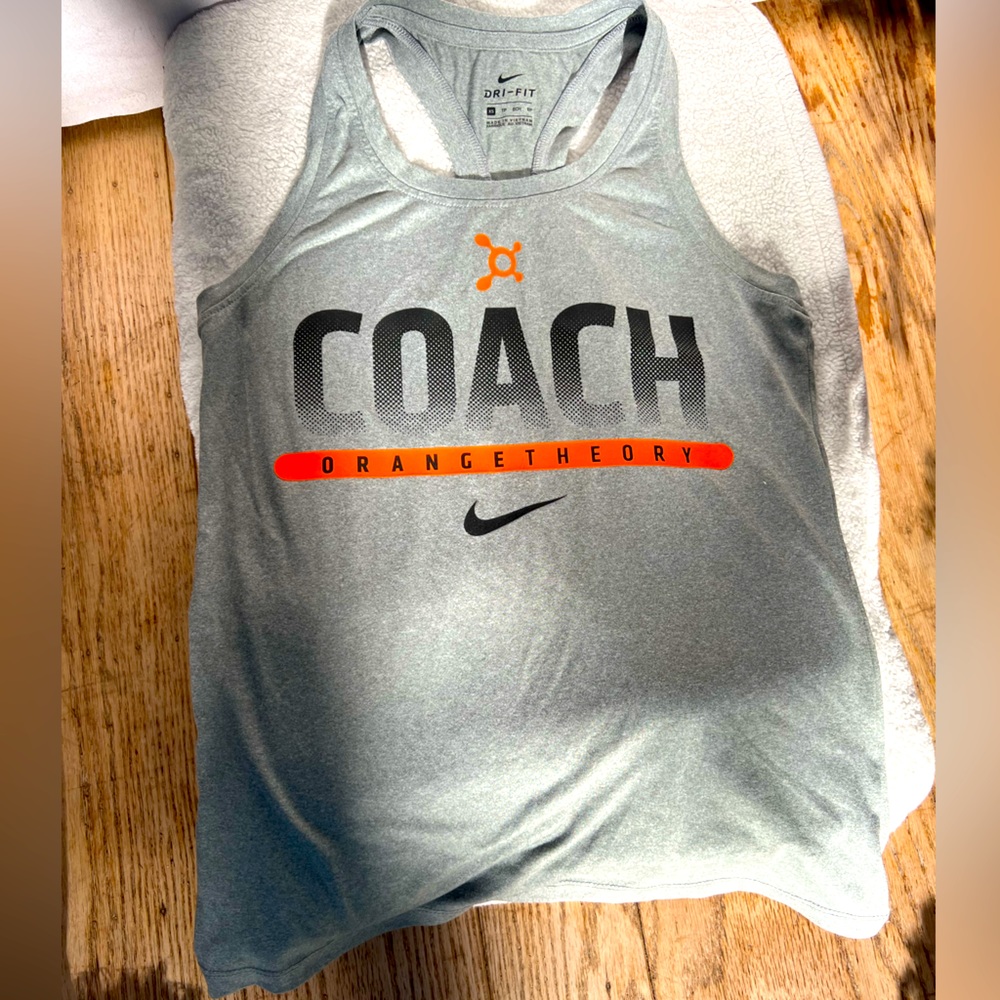 Nike OTF Coach’s tank top NWT